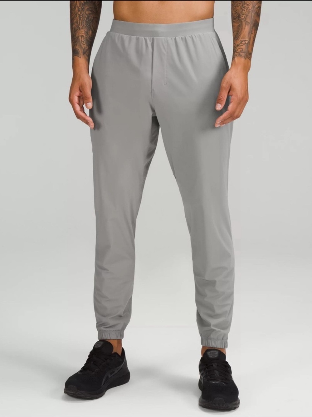 Lululemon Surge Joggers Men’s Size Small In Light Grey
